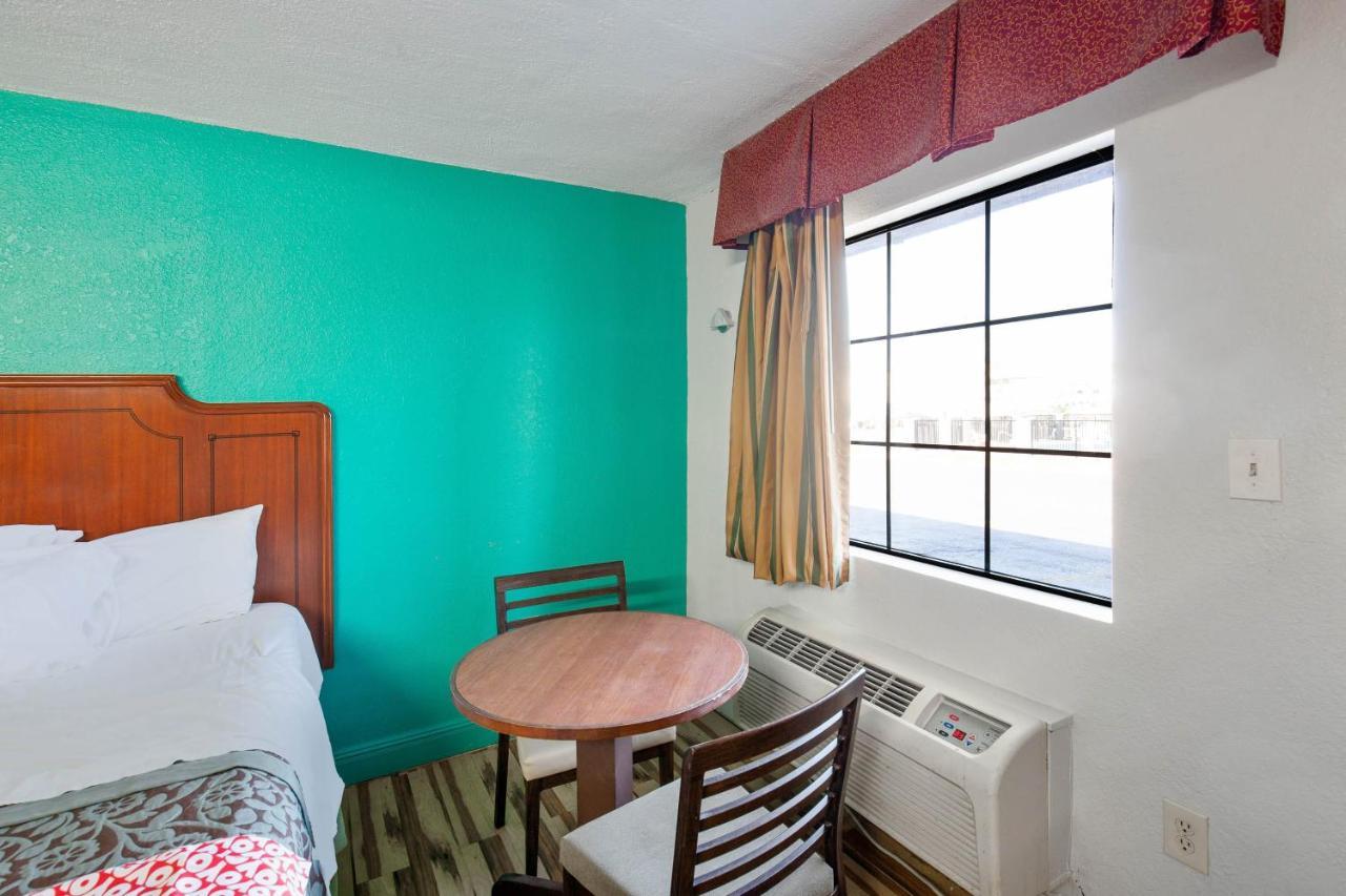 Hotel O Columbia Downtown Near I-65 Экстерьер фото